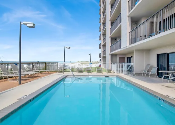 Ocean Breeze East 404 By Pkrm