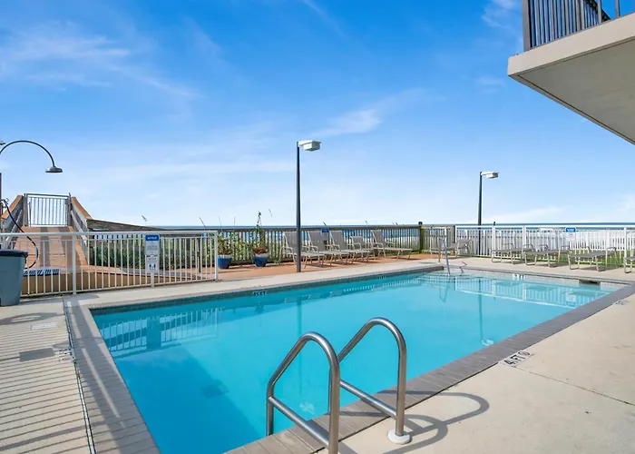 Ocean Breeze East 404 By Pkrm Pensacola